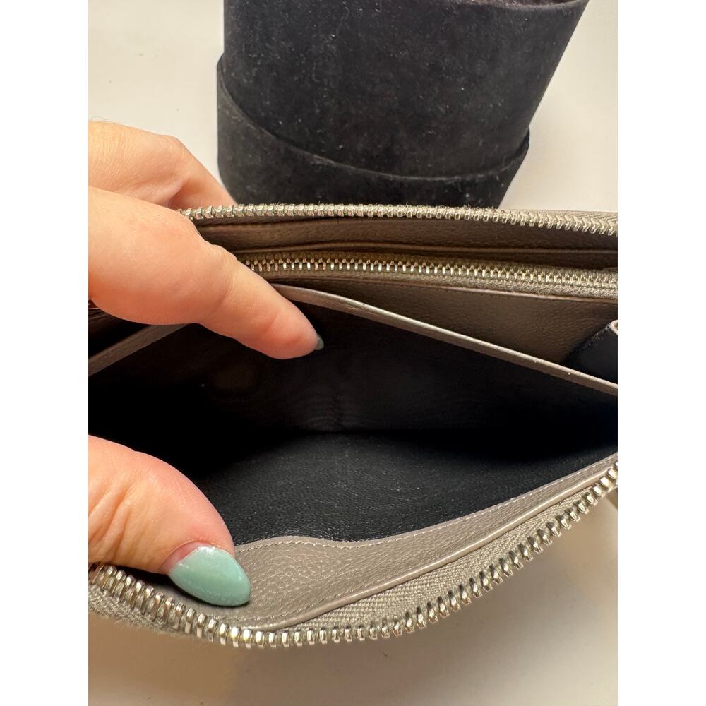 Saint Laurent Grained Calf Skin Rive Gauche Zip Around Wallet - Picture 3 of 14